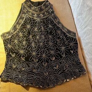 3/12 Sale‼️ Silk hand beaded flower, zip up shirt